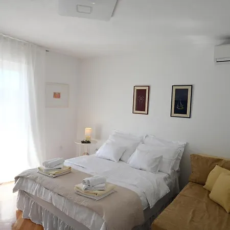 New Comfortable Vesna Appartement